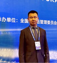 杨波
